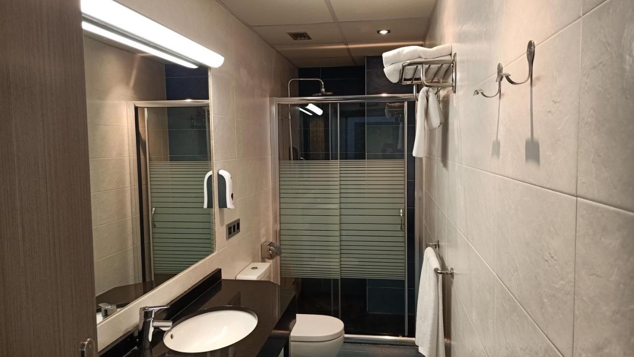 Tresanea Apartamentos Ituren المظهر الخارجي الصورة