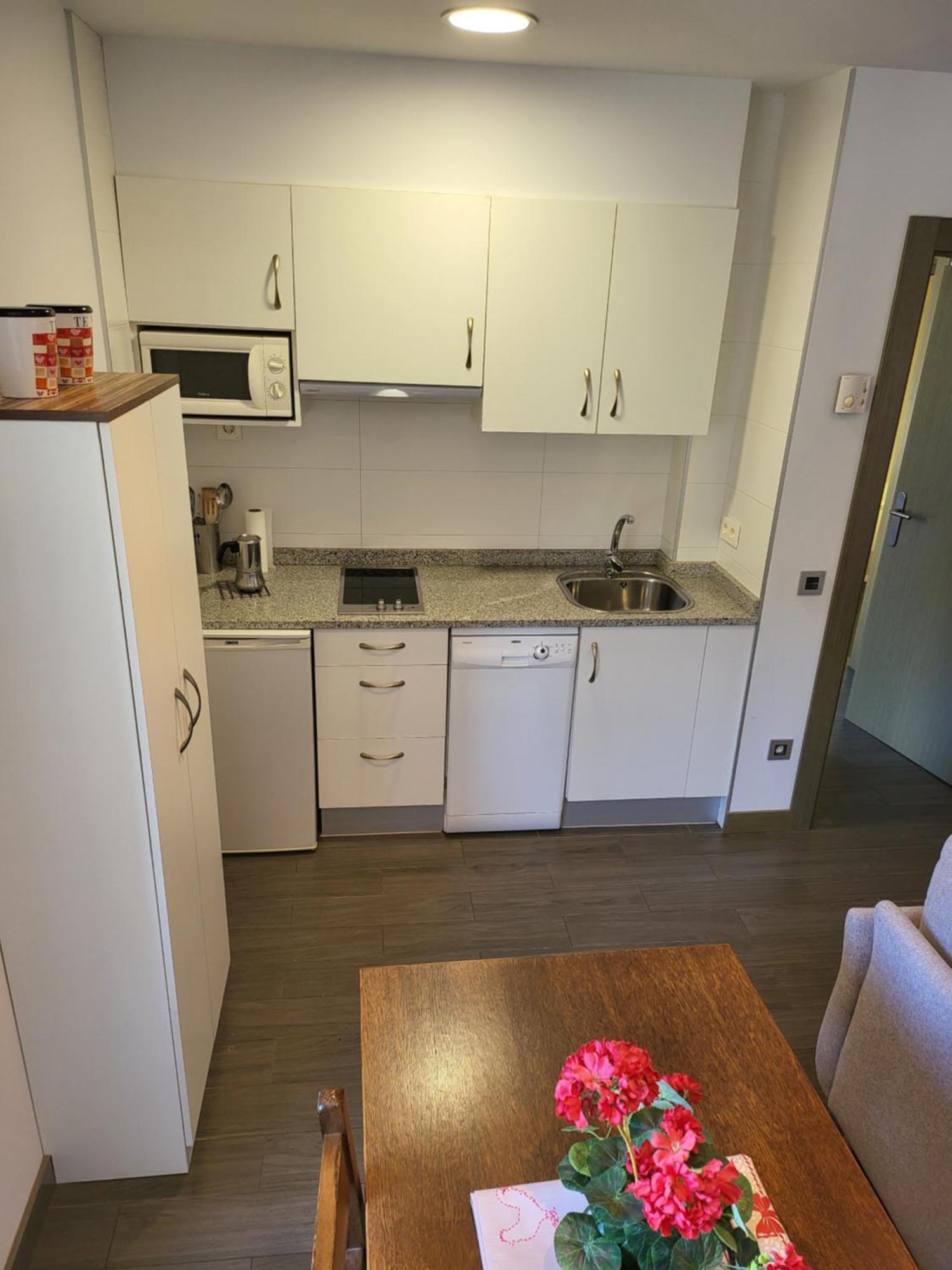 Tresanea Apartamentos Ituren المظهر الخارجي الصورة